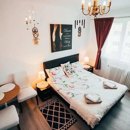 Casa David - Near - Coresi Plaza -cozy And Flats #brasov